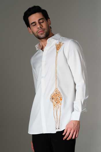 Pravalika Kola Tall Giraffe Shirt 