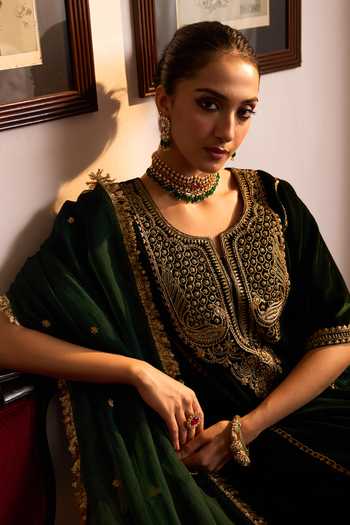 Kaari_Green Stones Airavat Polki Elephant Motif Kada _at_Aza_Fashions