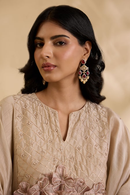 Kaari Tanvi Stone Studded Earrings 