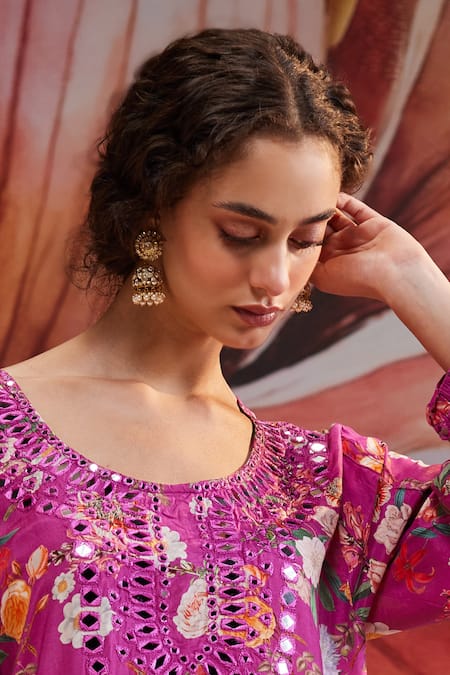 Kaari Aarohi Polki Jhumki Earrings 