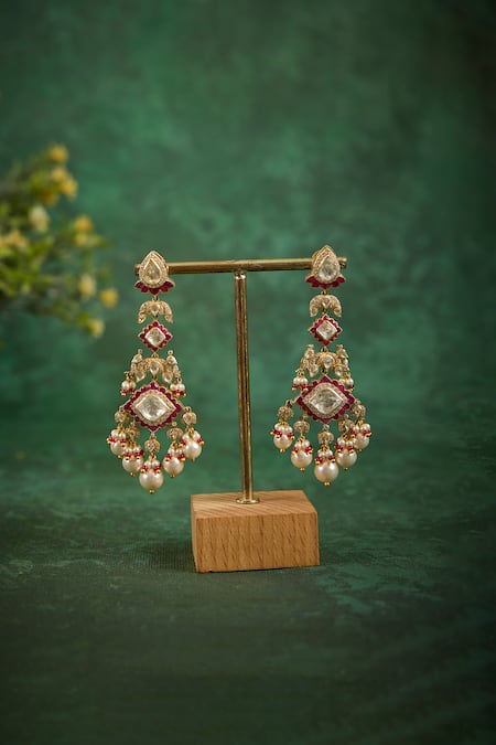 Kaari Bhavya Polki Earrings 
