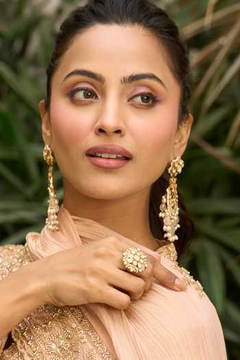 Kaari_White Sujata Ring Vellore Cz Diamonds 18kt Gold Plated 92.5 Silver _at_Aza_Fashions