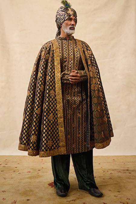 Itrh Vajra Sherwani Set 