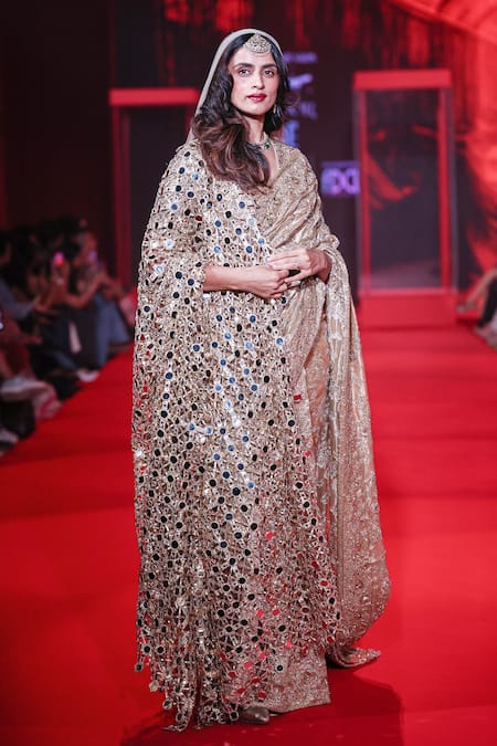 Itrh Kanakprabha Tissue Saree Set With Veil 