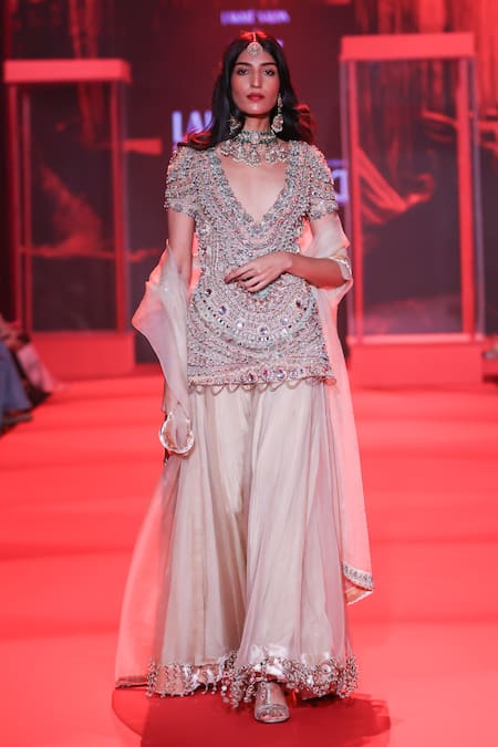 Itrh Ratnarekha Embellished Kurta Skirt Set 