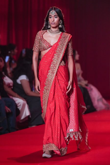 Itrh Vamika Jamawaar Saree With Blouse 