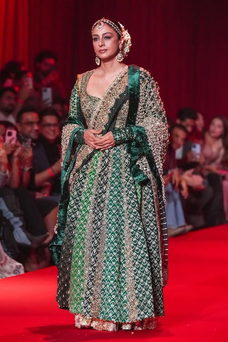 Shop_Itrh_Green Brocade, Lycra Sequins, Zari, Stones, Vaidurya Work Anarkali Skirt Set 