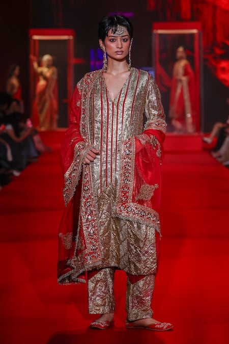 Buy_Itrh_Gold Cotton, Organza, Crepe Embroidery, Zari, Gota Suvarna Work Kurta Pant Set _Online_at_Aza_Fashions