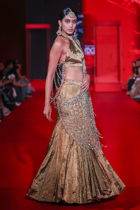 Shop_Itrh_Crepe, Tissue Mirrors, Gota Patti Halter Neck Mandira Fishtail Lehenga Set _Online_at_Aza_Fashions