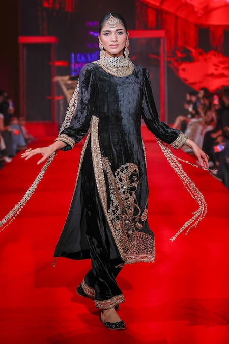 Buy_Itrh_Black Cotton, Velvet Embroidery, Zari, Mirrors High Maharani Kurta And Pant Set _Online_at_Aza_Fashions