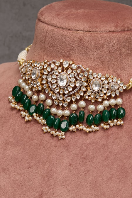 Buy Kaari Green Beads, Pearls, Stones Briza Polki Choker Set Buy_Kaari_Green Beads, Pearls, Stones Briza Polki Choker Set