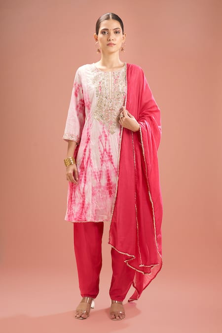 Samyukta Singhania Shibori Pattern Kurta Set 