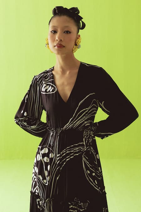 Esha Arora_Black V-neck Abstract Print Dress _at_Aza_Fashions