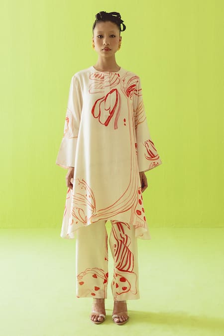 Esha Arora Printed Cotton Silk Kurta & Pant Set 