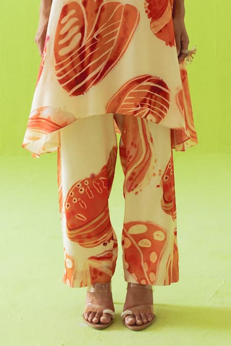 Esha Arora_Orange Split V-neck Printed Cotton Silk Tunic And Pant Set _Online_at_Aza_Fashions