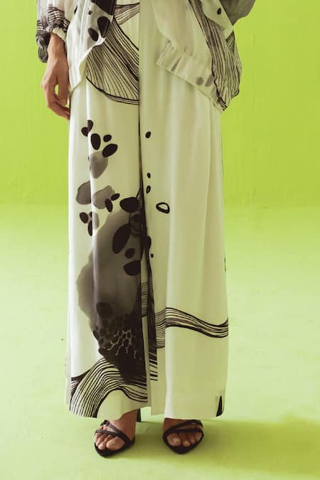 Esha Arora_Beige Silk, Cotton, Organza Mandarin Collar Monochrome Printed Top And Pant Set _Online_at_Aza_Fashions