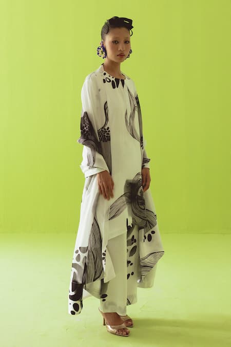 Shop_Esha Arora_Beige Silk, Cotton, Organza Round Neck Printed Kurta Set _Online_at_Aza_Fashions