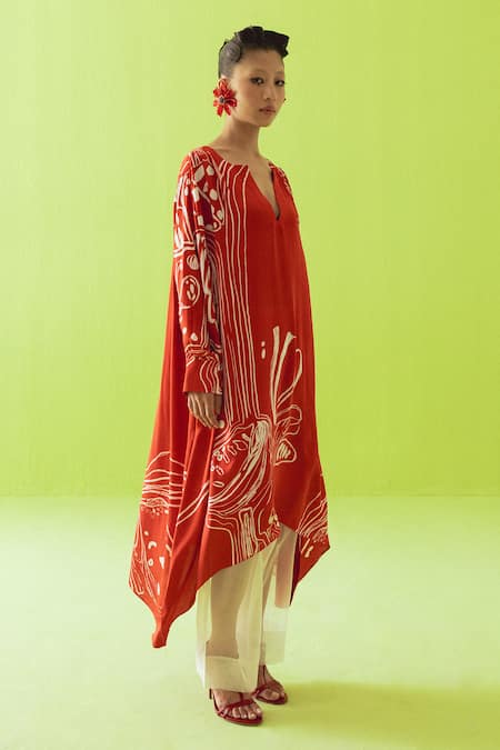 Shop_Esha Arora_White V-neck Printed Kurta And Pant Set _Online_at_Aza_Fashions