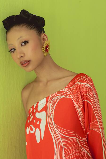 Shop_Esha Arora_White One Shoulder Abstract Print Mini Dress _Online_at_Aza_Fashions