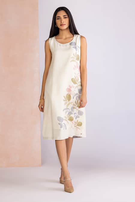 Buy_Kaveri_Off White Linen Scoop Neck Tropical Oasis Flow Dress _Online_at_Aza_Fashions