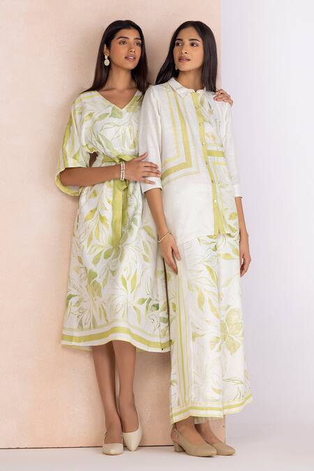 Buy_Kaveri_Green Linen Collared La Feuille Printed Shirt 