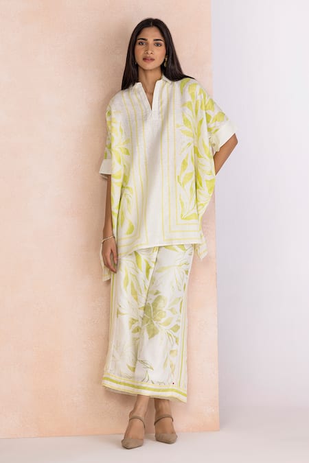 Shop Kaveri Off White Linen Mandarin Collar La Feuille Leaf Pattern Top Pant Set Online at Aza Fashions Shop_Kaveri_Off White Linen Mandarin Collar La Feuille Leaf Pattern Top Pant Set _Online_at_Aza_Fashions