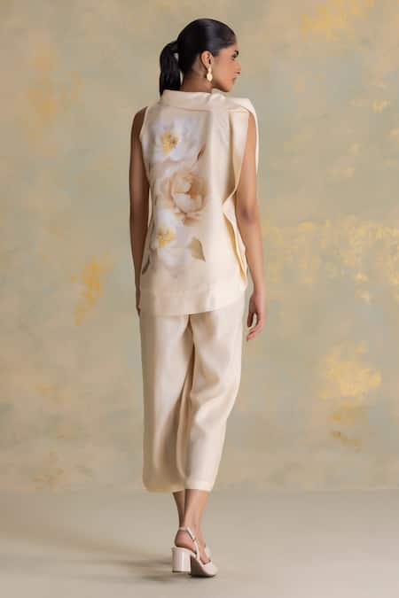 Kaveri Magnolia Cascade Top 