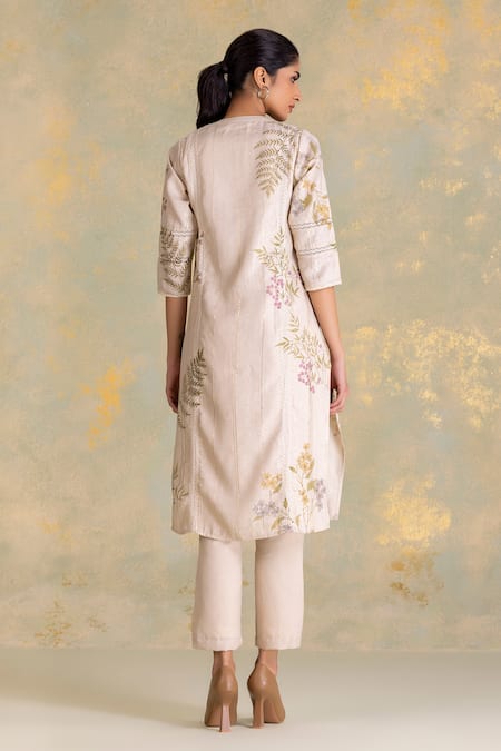 Kaveri Botanique Kurta Set 