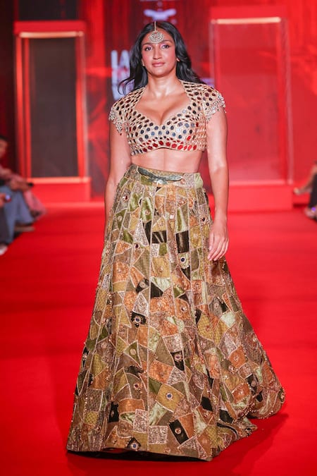 Shop_Itrh_Gold Velvet, Brocade Mirrors, Patchwork Plunge Kanakavalli Lehenga With Blouse _Online_at_Aza_Fashions