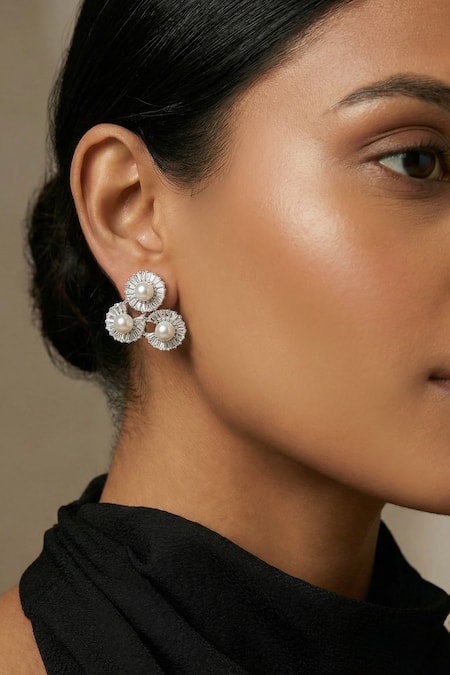 Prihan Luxury Jewelry Pearl Halo Stud Earrings 