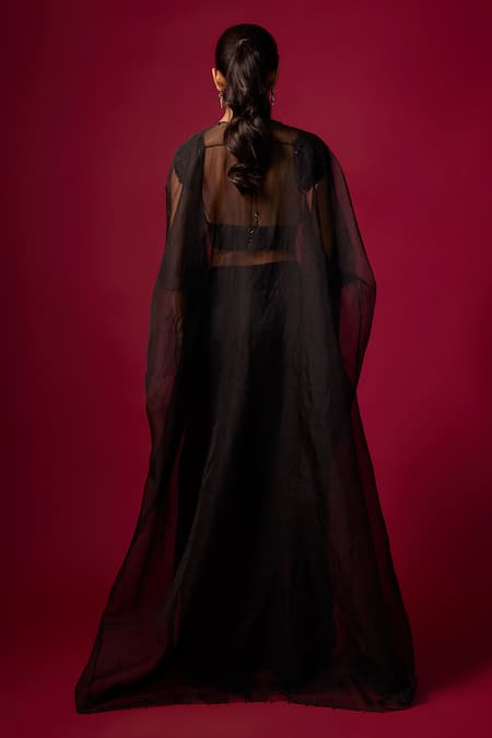 Mehak Murpana Embroidered Cape Skirt Set 