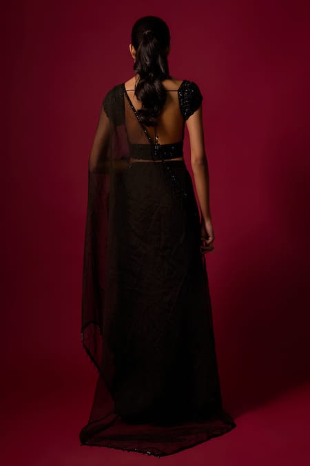 Mehak Murpana Embellished Blouse Skirt Set 