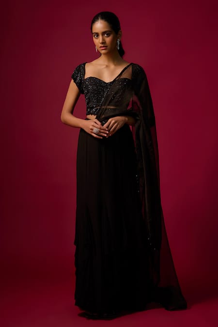 Mehak Murpana Embroidered Blouse Skirt Set 