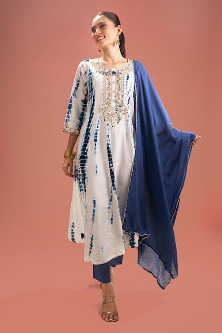 Samyukta Singhania Shibori Pattern Kurta Set 