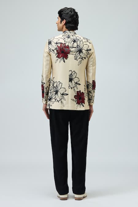 Varun Bahl Embroidered Bandhgala & Pant Set 