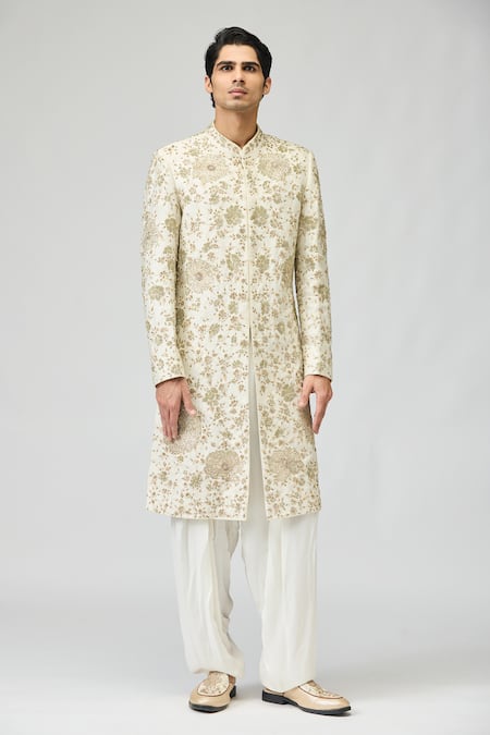 Varun Bahl Embroidered Sherwani & Pant Set 