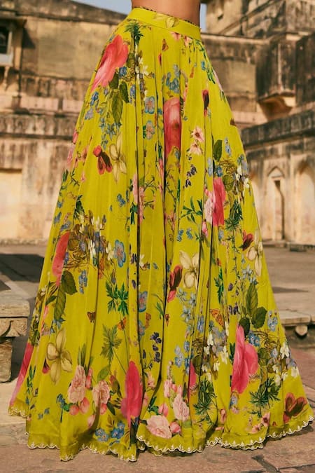 Buy_Anushree Reddy_Green Organza Applique Sweetheart Neck Janhvi Work Blouse And Skirt Set _Online_at_Aza_Fashions