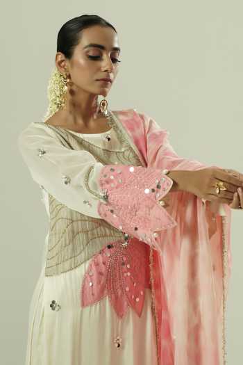 Shop_Shwetanga_Ivory Organza, Georgette, Satin Embroidery, Sequins, Mirrors, Floral Kurta Set _Online_at_Aza_Fashions