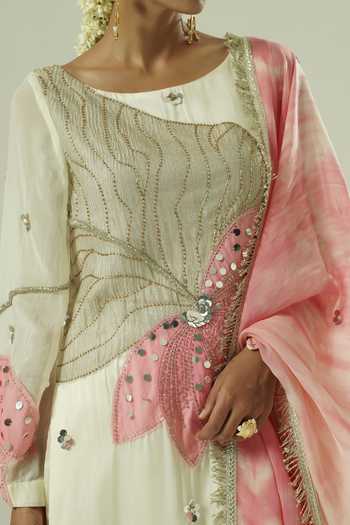 Buy_Shwetanga_Ivory Organza, Georgette, Satin Embroidery, Sequins, Mirrors, Floral Kurta Set 