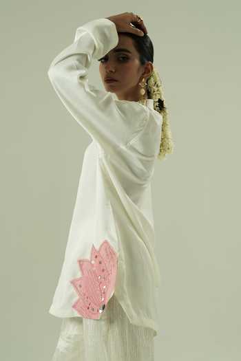 Buy_Shwetanga_Ivory Silk Embroidery, Sequins, Mirrors Mandarin Nysa Straight Kurta And Pant Set _Online_at_Aza_Fashions