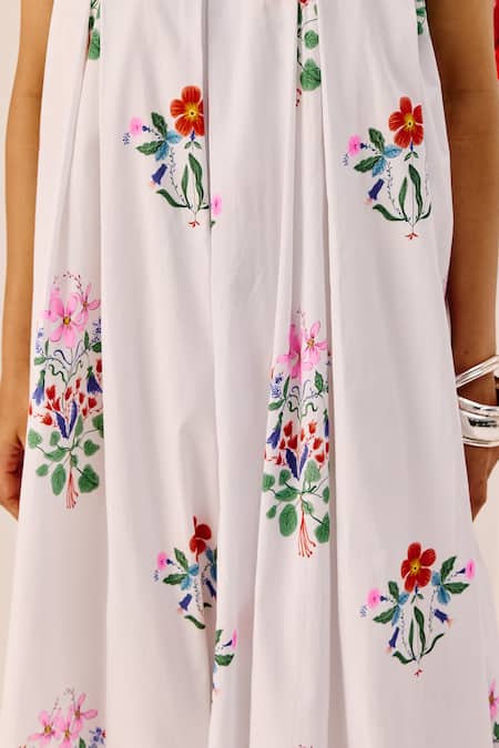 Buy_Therealb_White Cotton Bandeau Neck Floral Jumpsuit 