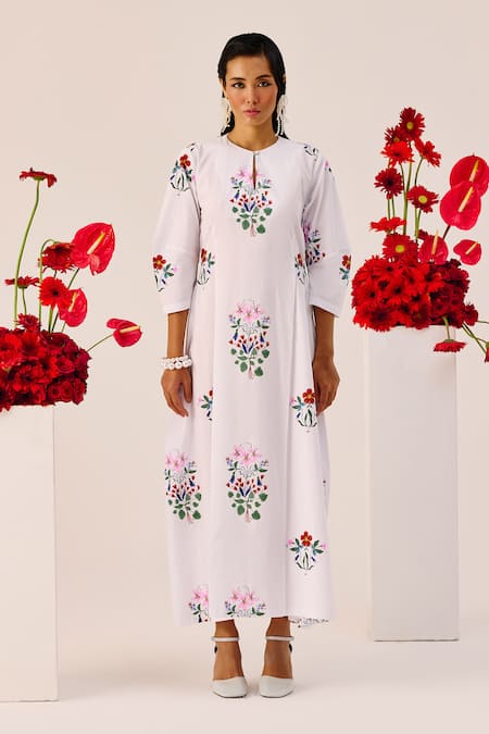 Therealb White Garden Embroidered Maxi Dress 