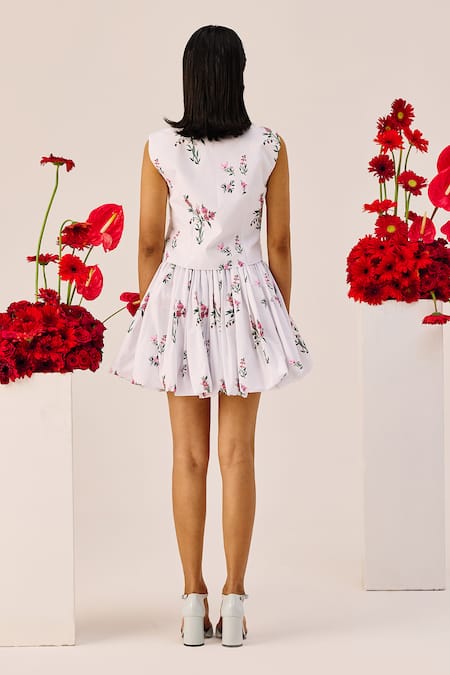 Therealb White Floral Printed Vest & Skirt Set 