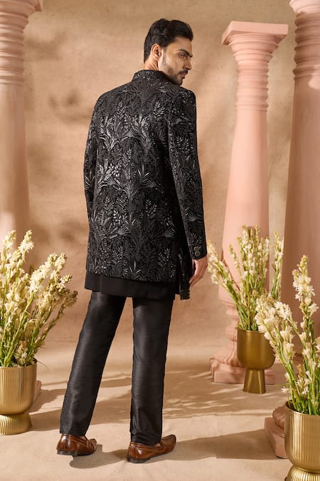 Arihant Rai Sinha Thread Work Sherwani Set 