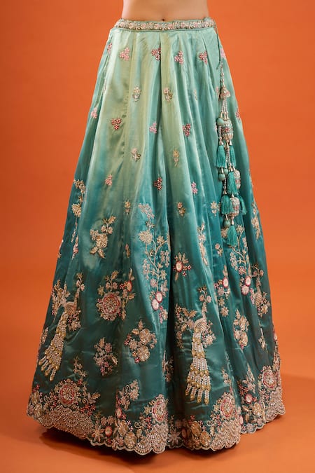 Buy_Samyukta Singhania_Green Tissue, Net Embroidery, Sequins V-neck Lehenga Set 