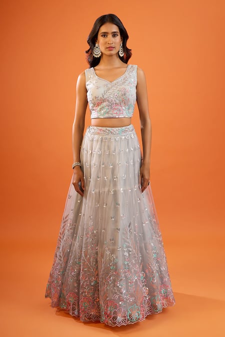 Samyukta Singhania_Grey Net Embroidery, Sequins V-neck Lehenga Set _at_Aza_Fashions