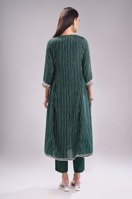 Samyukta Singhania Printed Kurta Set 