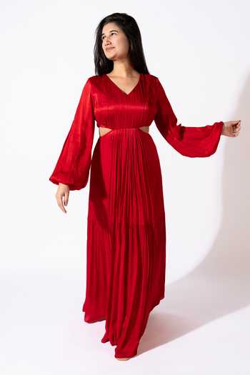 Buy_Essay By Sumedha Agrawal_Red Bemberg, Satin, Chiffon V-neck Pleated Maxi Dress _Online_at_Aza_Fashions