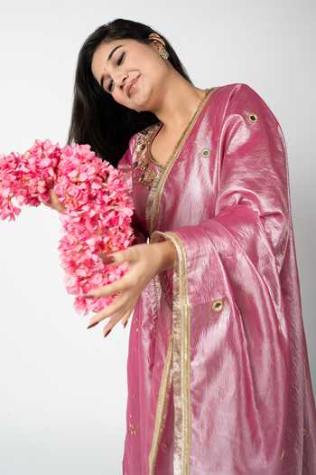 Buy_Essay By Sumedha Agrawal_Pink Tissue Sequins, Zari, Embroidered Crushed Silk Kurta Dupatta And Pant Set 