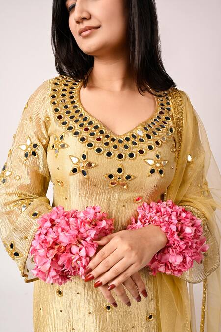 Shop_Essay By Sumedha Agrawal_Gold Tissue Mirrors V-neck Work Kurta Set _Online_at_Aza_Fashions